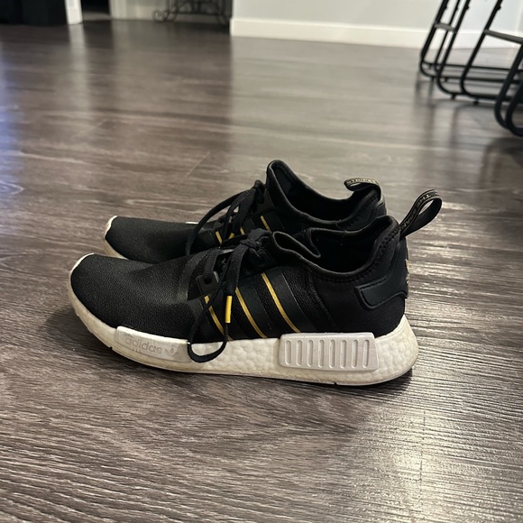 Perfect condition Adidas Boosts - Picture 1 of 3